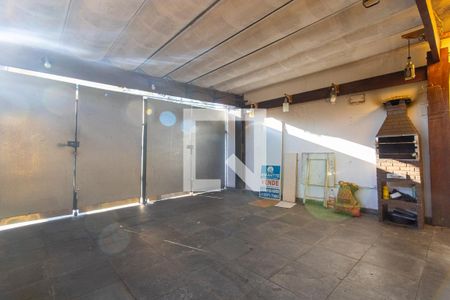 Garagem de casa à venda com 2 quartos, 107m² em Vila Mazzei, São Paulo