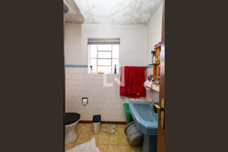 Banheiro 1 de casa à venda com 2 quartos, 107m² em Vila Mazzei, São Paulo