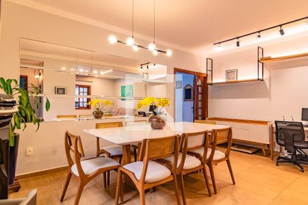 Sala de casa à venda com 3 quartos, 156m² em Planalto Paulista, São Paulo