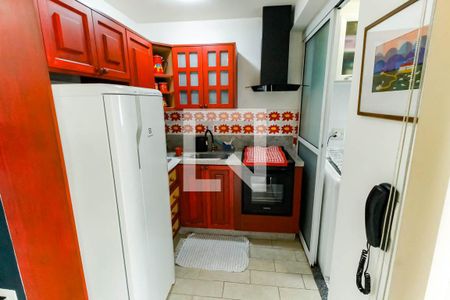 Cozinha  de apartamento para alugar com 1 quarto, 48m² em Vila Andrade, São Paulo