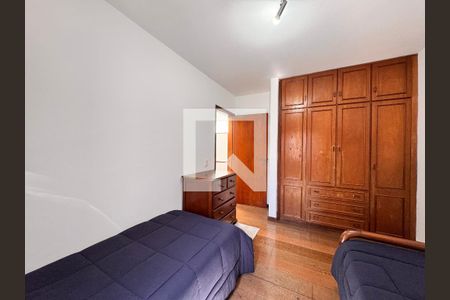 Quarto 2 de casa à venda com 4 quartos, 230m² em Vila Assunção, Santo André