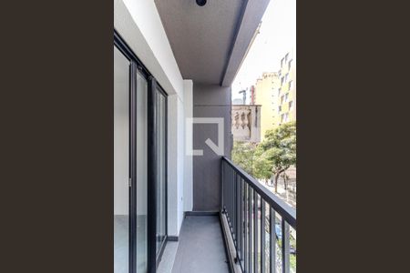 Varanda de kitnet/studio à venda com 1 quarto, 32m² em Vila Buarque, São Paulo