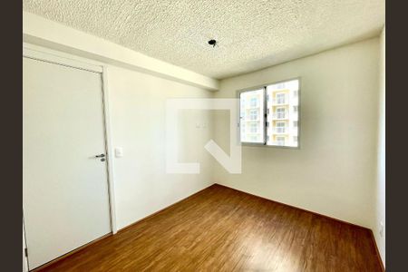 Quarto de apartamento para alugar com 1 quarto, 32m² em Parque Industrial Tomas Edson, São Paulo