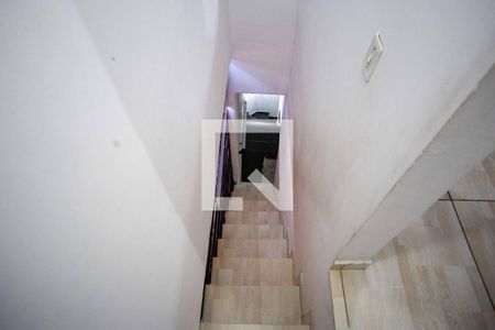 Escada de casa à venda com 3 quartos, 51m² em Casa Grande, Diadema