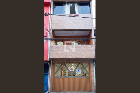 Fachada de casa à venda com 3 quartos, 51m² em Casa Grande, Diadema