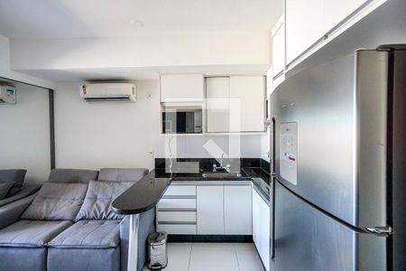 Cozinha de kitnet/studio para alugar com 1 quarto, 35m² em Vila Gomes Cardim, São Paulo
