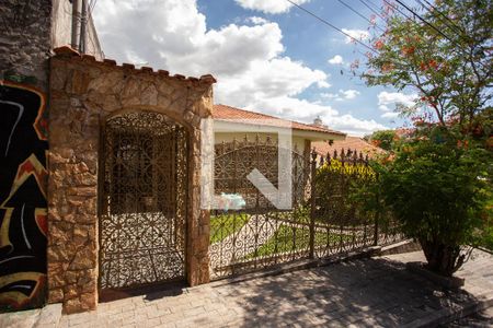 Fachada de casa à venda com 3 quartos, 800m² em Mandaqui, São Paulo