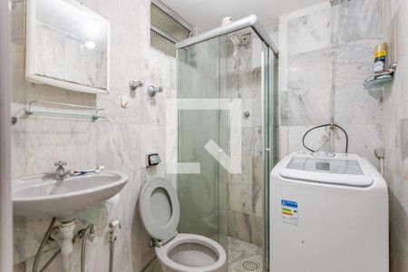 Banheiro de apartamento para alugar com 1 quarto, 32m² em Liberdade, São Paulo