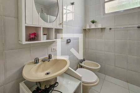 Banheiro de apartamento para alugar com 3 quartos, 123m² em Centro, Guarujá