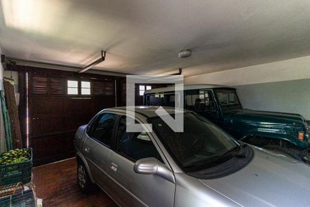 Garagem de casa para alugar com 6 quartos, 475m² em Perdizes, São Paulo