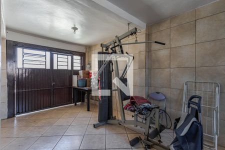 Garagem de casa à venda com 4 quartos, 100m² em Sarandi, Porto Alegre