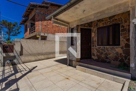 Quintal de casa à venda com 4 quartos, 100m² em Sarandi, Porto Alegre