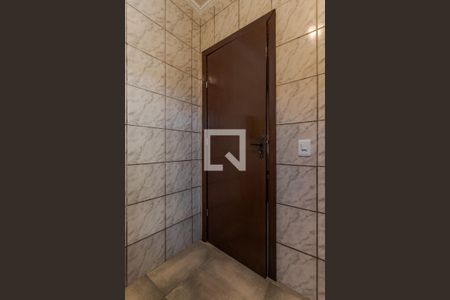 Banheiro de casa à venda com 4 quartos, 100m² em Sarandi, Porto Alegre