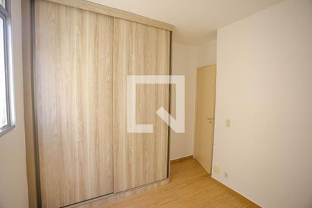 Quarto 1 de apartamento para alugar com 3 quartos, 65m² em Camargos, Belo Horizonte