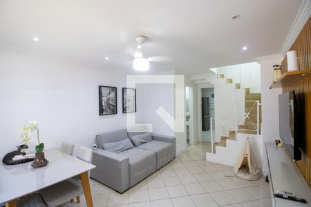 Sala de casa de condomínio à venda com 3 quartos, 116m² em Vargem Pequena, Rio de Janeiro