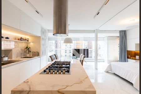 Cozinha de apartamento à venda com 1 quarto, 48m² em Indianópolis, São Paulo