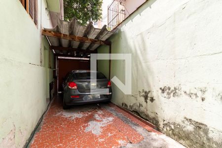 Garagem de casa para alugar com 4 quartos, 255m² em Santa Teresinha, São Paulo