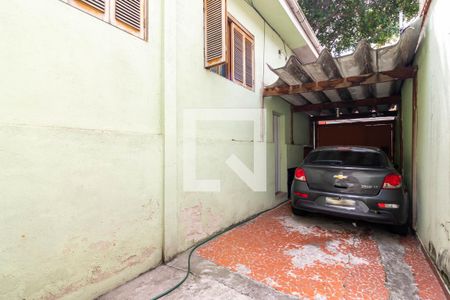 Garagem de casa para alugar com 4 quartos, 255m² em Santa Teresinha, São Paulo