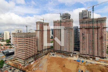 Varanda - Vista de kitnet/studio para alugar com 0 quarto, 25m² em Jardim das Acacias, São Paulo