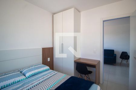 Quarto  de apartamento à venda com 1 quarto, 40m² em Partenon, Porto Alegre