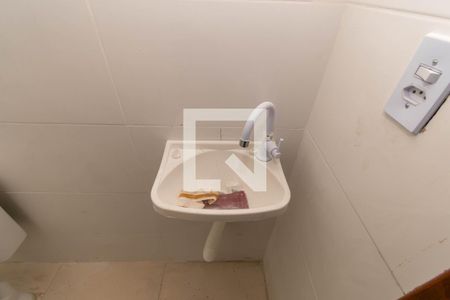 Banheiro de apartamento para alugar com 2 quartos, 49m² em Vila Bela, São Paulo