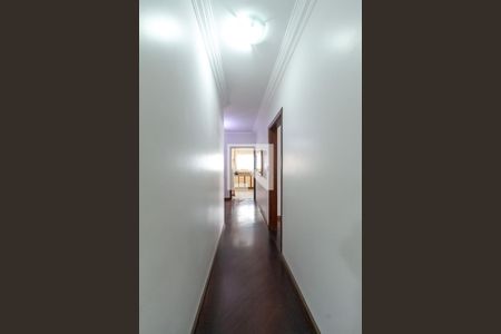 Corredor de casa à venda com 3 quartos, 174m² em Parque dos Passaros, São Bernardo do Campo