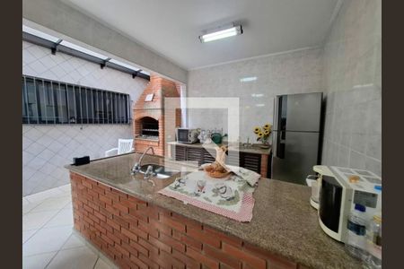 Casa à venda com 3 quartos, 162m² em Vila Santa Isabel, São Paulo