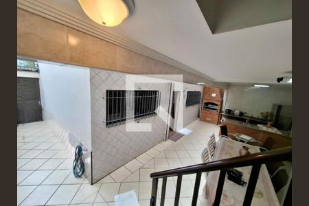 Casa à venda com 3 quartos, 162m² em Vila Santa Isabel, São Paulo
