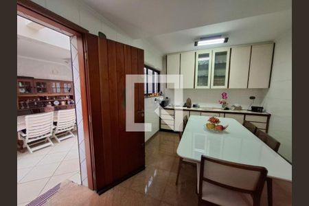 Casa à venda com 3 quartos, 162m² em Vila Santa Isabel, São Paulo
