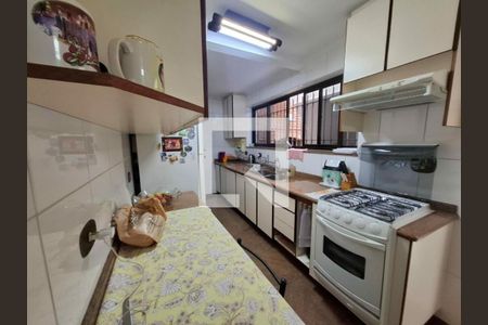 Casa à venda com 3 quartos, 162m² em Vila Santa Isabel, São Paulo