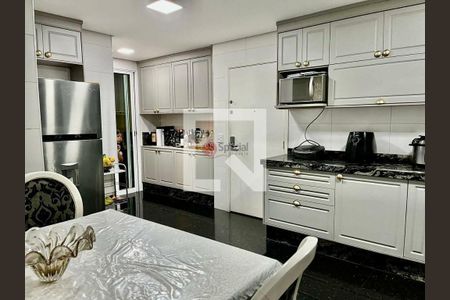 Apartamento à venda com 3 quartos, 177m² em Jardim Analia Franco, São Paulo