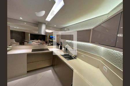 Apartamento à venda com 3 quartos, 120m² em Indianópolis, São Paulo