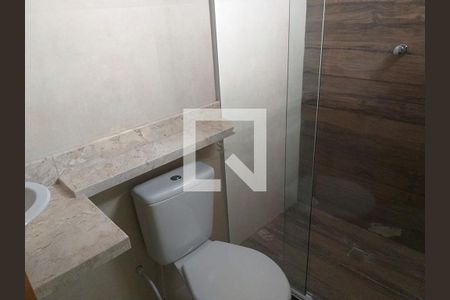 Casa à venda com 3 quartos, 204m² em Vila Costa Melo, São Paulo