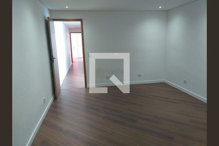 Casa à venda com 3 quartos, 204m² em Vila Costa Melo, São Paulo