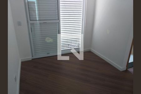 Casa à venda com 3 quartos, 204m² em Vila Costa Melo, São Paulo