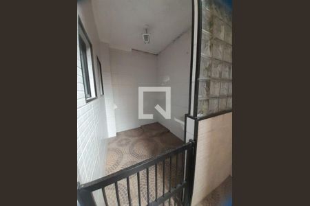 Casa à venda com 3 quartos, 130m² em Vila Tolstoi, São Paulo