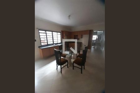 Casa à venda com 3 quartos, 130m² em Vila Tolstoi, São Paulo