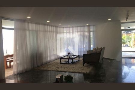 Casa à venda com 3 quartos, 350m² em Arujázinho I, Ii e Iii, Rio de Janeiro