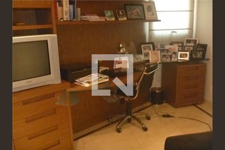 Apartamento à venda com 3 quartos, 258m² em Vl R Feijo, São Paulo