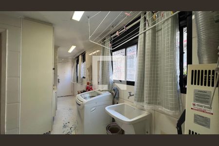 Área de Serviço de apartamento à venda com 4 quartos, 203m² em Cerqueira César, São Paulo