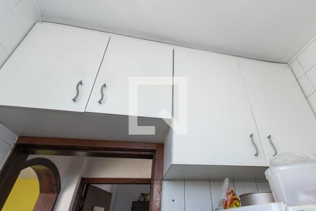 Cozinha - Armários de apartamento para alugar com 1 quarto, 31m² em Irajá, Rio de Janeiro
