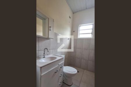 Banheiro de casa para alugar com 1 quarto, 42m² em Vila Colorado, Suzano