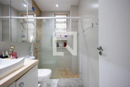 Banheiro de apartamento à venda com 2 quartos, 58m² em Vila Isabel, Rio de Janeiro