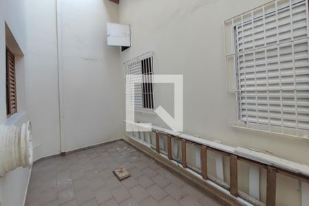 Quintal de casa à venda com 4 quartos, 220m² em Parque Residencial Vila União, Campinas