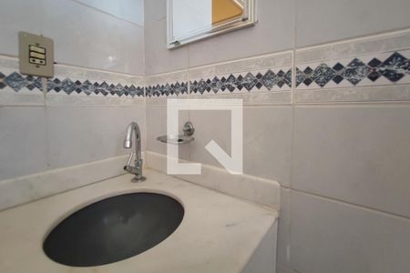 Banheiro Social de casa à venda com 4 quartos, 220m² em Parque Residencial Vila União, Campinas