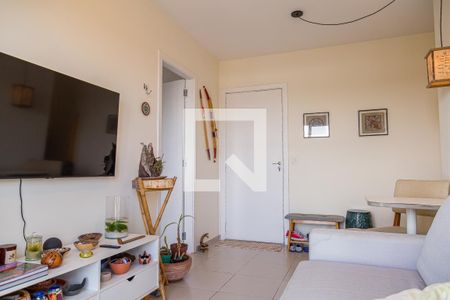 Sala de apartamento para alugar com 2 quartos, 60m² em Vila Guarani (zona Sul), São Paulo