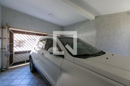 Garagem de casa para alugar com 4 quartos, 300m² em Jardim Nossa Senhora do Carmo, São Paulo