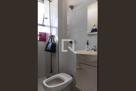 Banheiro de Serviço de casa para alugar com 4 quartos, 596m² em Estoril, Belo Horizonte