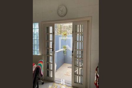 Casa à venda com 3 quartos, 300m² em Planalto Paulista, São Paulo