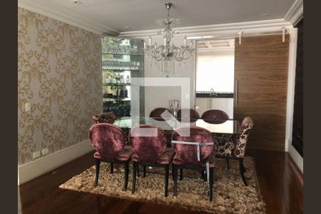 Casa à venda com 4 quartos, 350m² em Vila Progredior, São Paulo